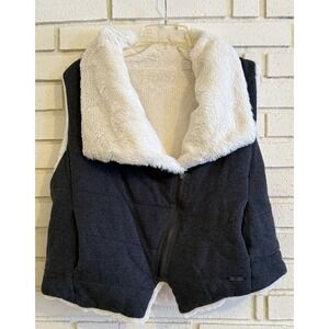 Calvin Klein Reversible Gray &‎ Cream Faux Fur Quilted Soft Vest Size XL